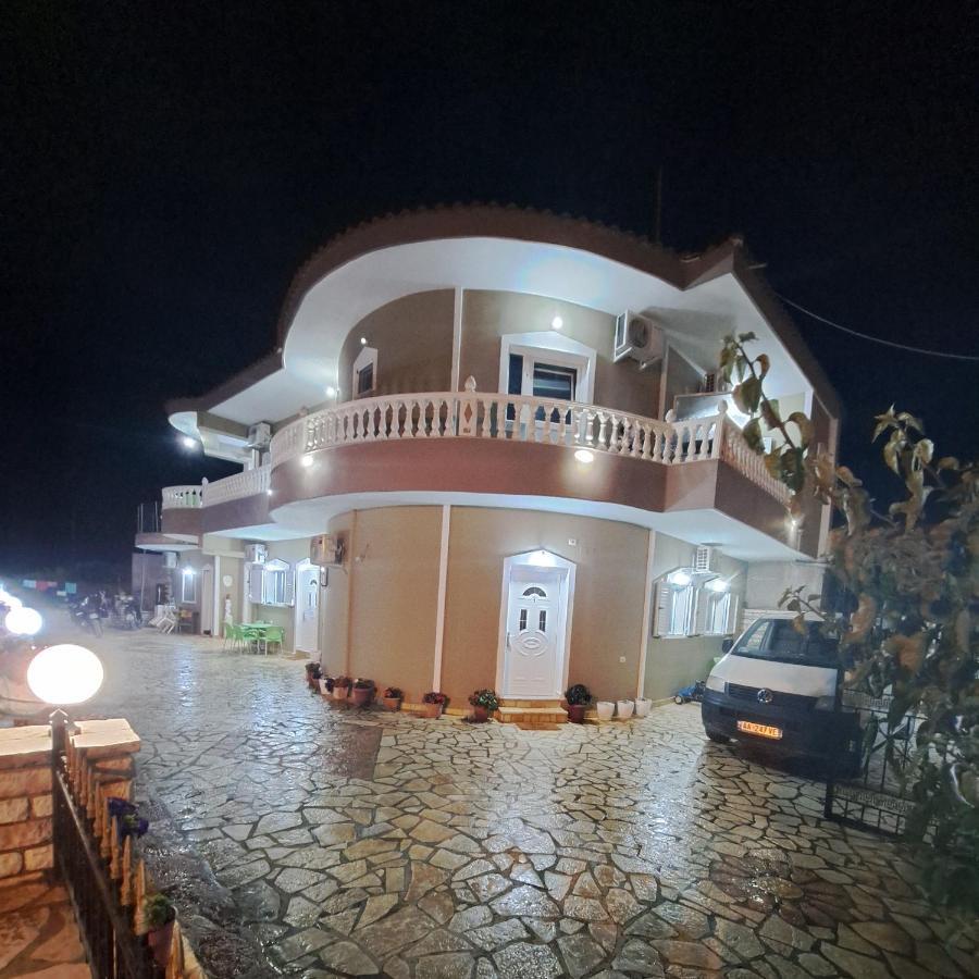 Vila Zeqo Muka Apartment Ksamil Bagian luar foto