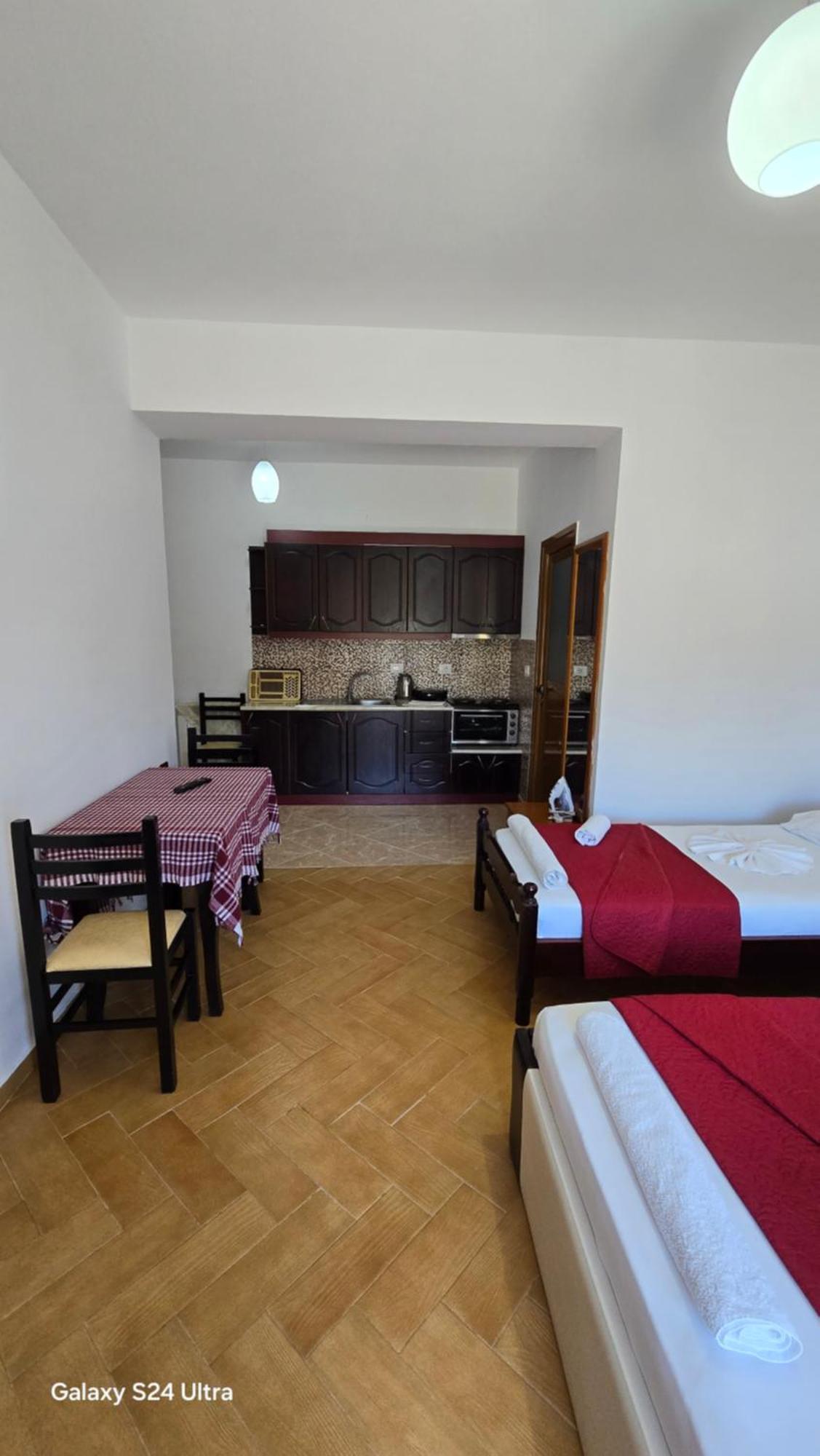 Vila Zeqo Muka Apartment Ksamil Bagian luar foto