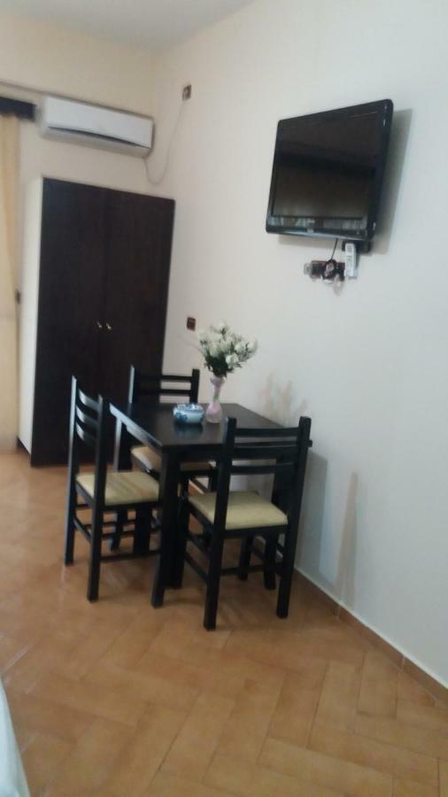 Vila Zeqo Muka Apartment Ksamil Bagian luar foto